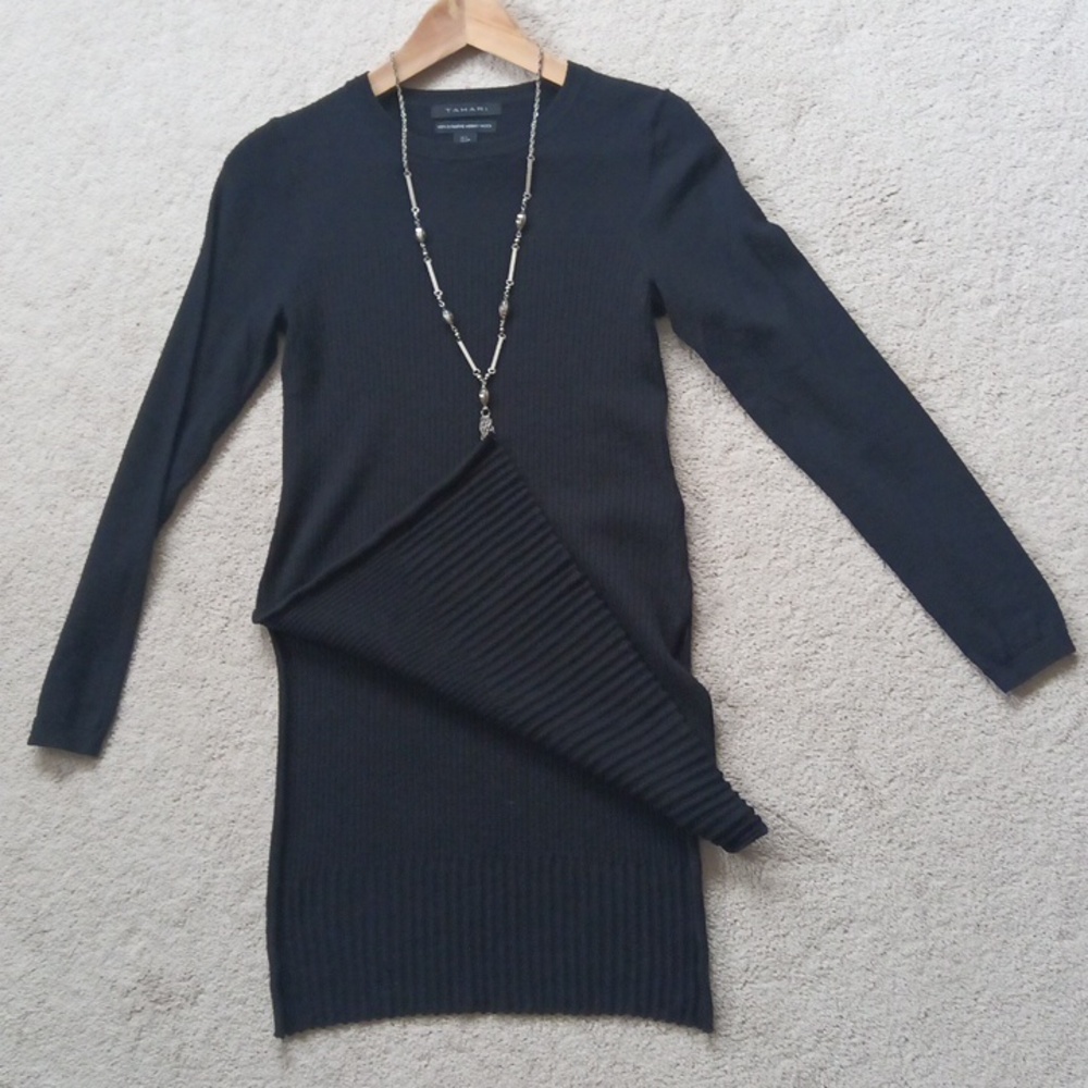 PtP15"~18" TAHARI Wool Crew-neck Long-sleeve Split-side Mid-thigh Black Sweater